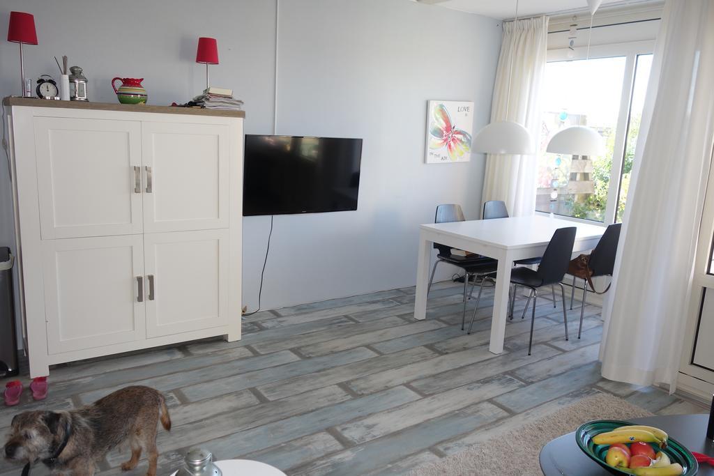 Duinzicht Appartement Buren  Buitenkant foto